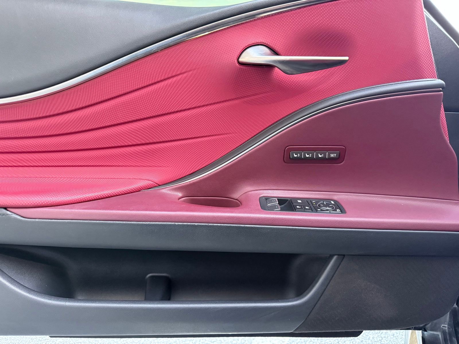 Used 2021 Lexus LC 500 Convertible w/ Touring Package image 38