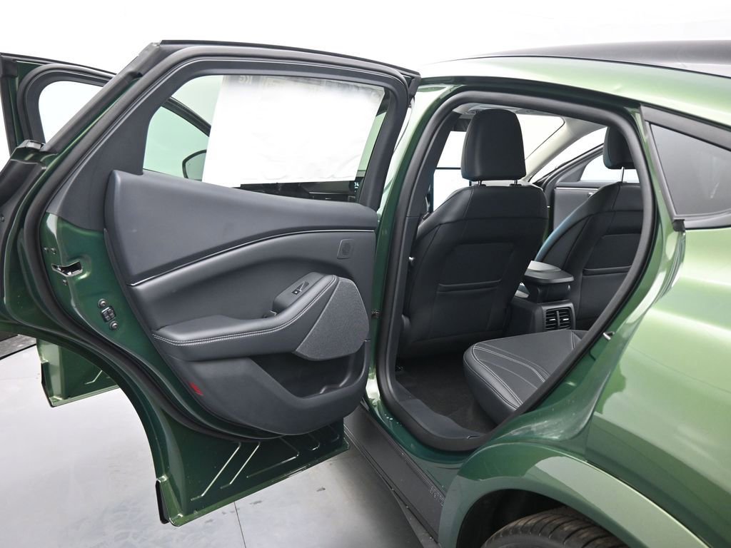 New 2024 Ford Mustang Mach-E Premium image 19