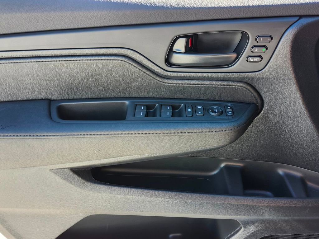 New 2026 Honda Odyssey Sport-L image 18