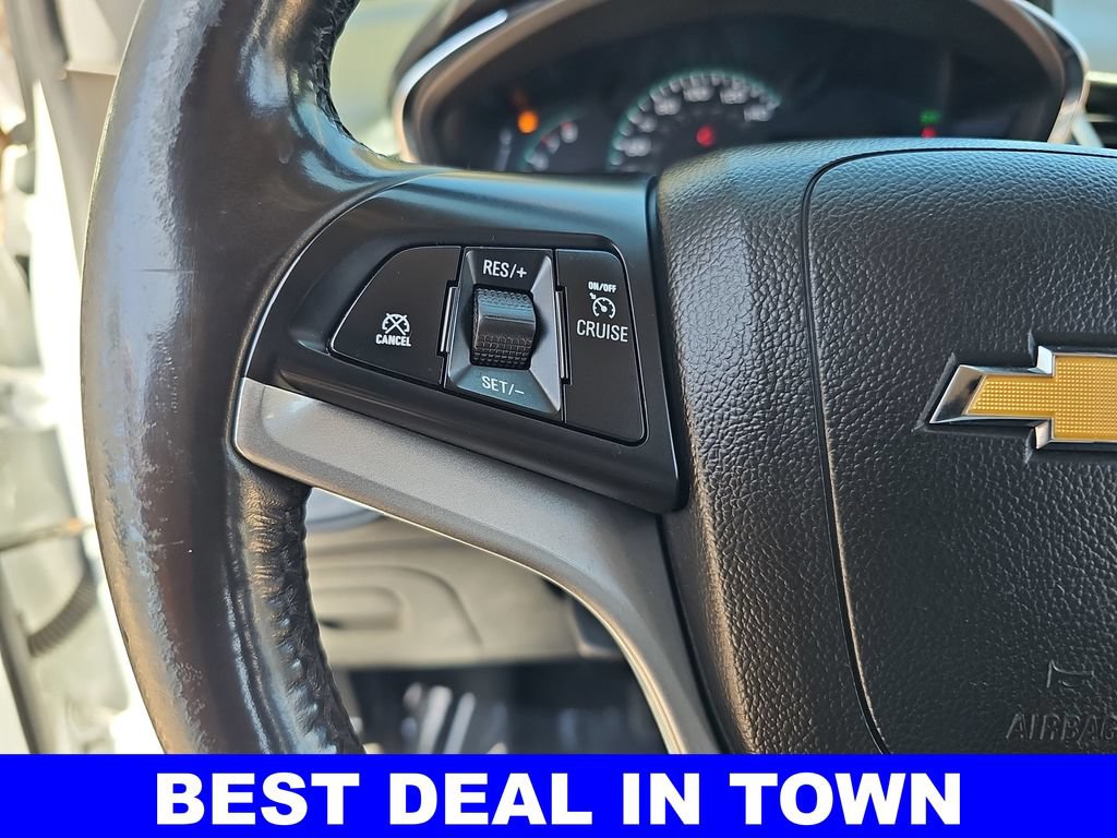 Used 2022 Chevrolet Trax LT w/ Driver Confidence Package AWD/4WD image 30