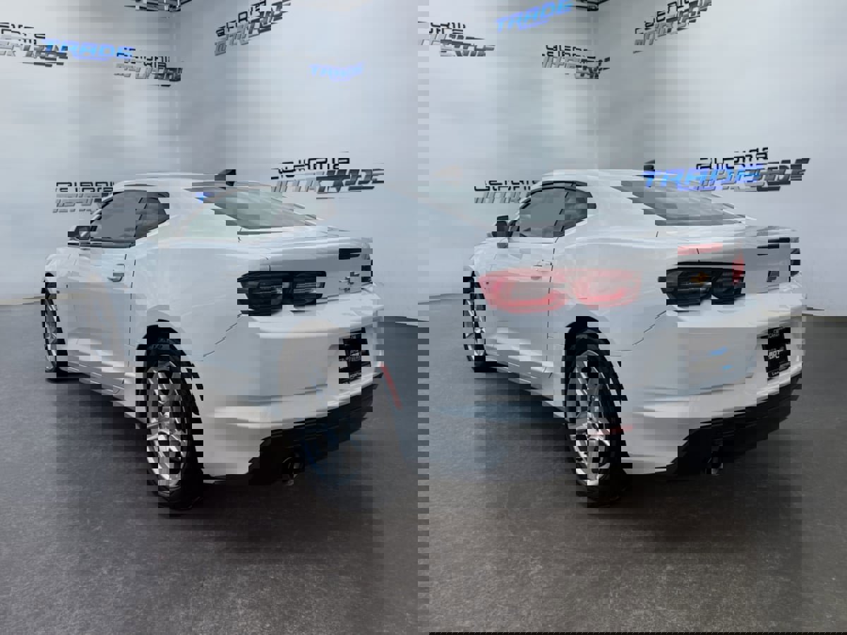 Used 2023 Chevrolet Camaro LT image 7