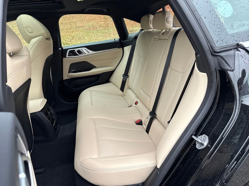 New 2026 BMW i4 xDrive40i AWD/4WD image 23