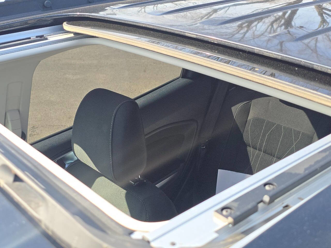 Used 2018 Ford EcoSport SE image 11