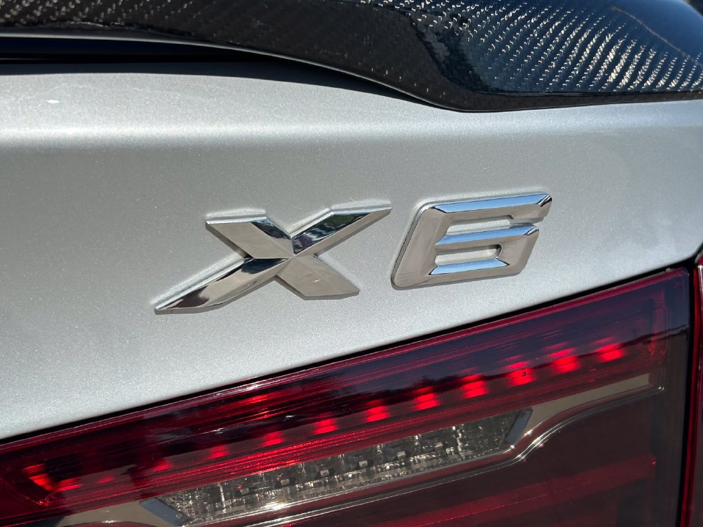 Used 2018 BMW X6 sDrive35i RWD image 13