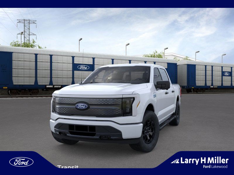 New 2025 Ford F150 Lightning XLT w/ Max Trailer Tow Package image 2