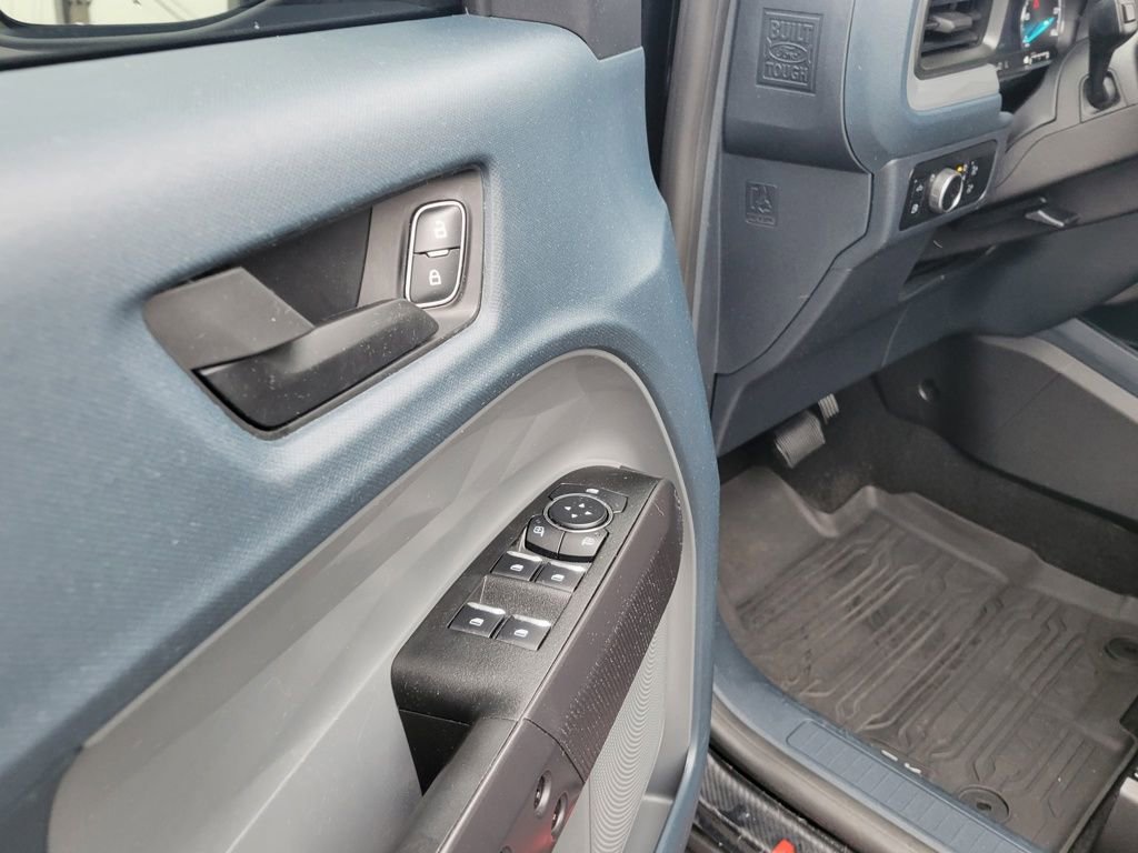 Certified 2024 Ford Maverick Lariat w/ Black Appearance Package image 17