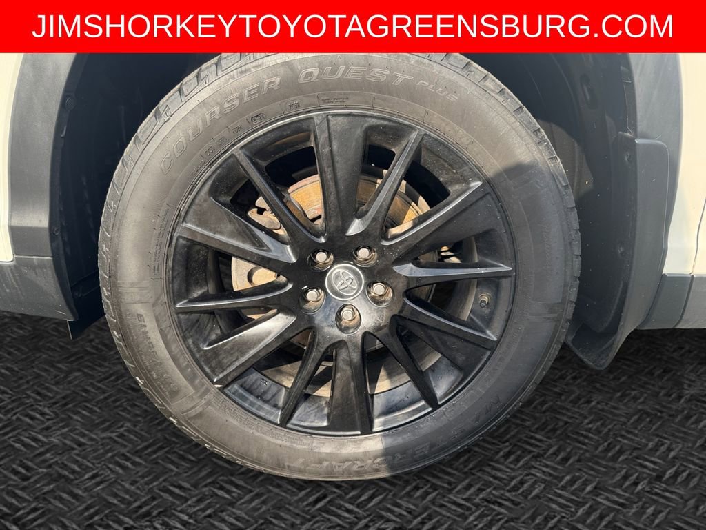 Used 2019 Toyota Highlander SE AWD/4WD image 11