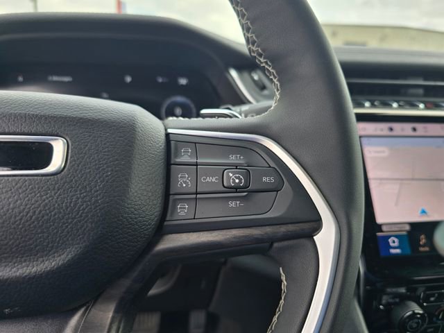 Used 2024 Jeep Grand Cherokee L Limited w/ Black Appearance Package image 28