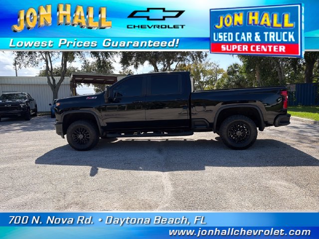 Used 2022 Chevrolet Silverado 2500 LTZ w/ LTZ Plus Package AWD/4WD image 4