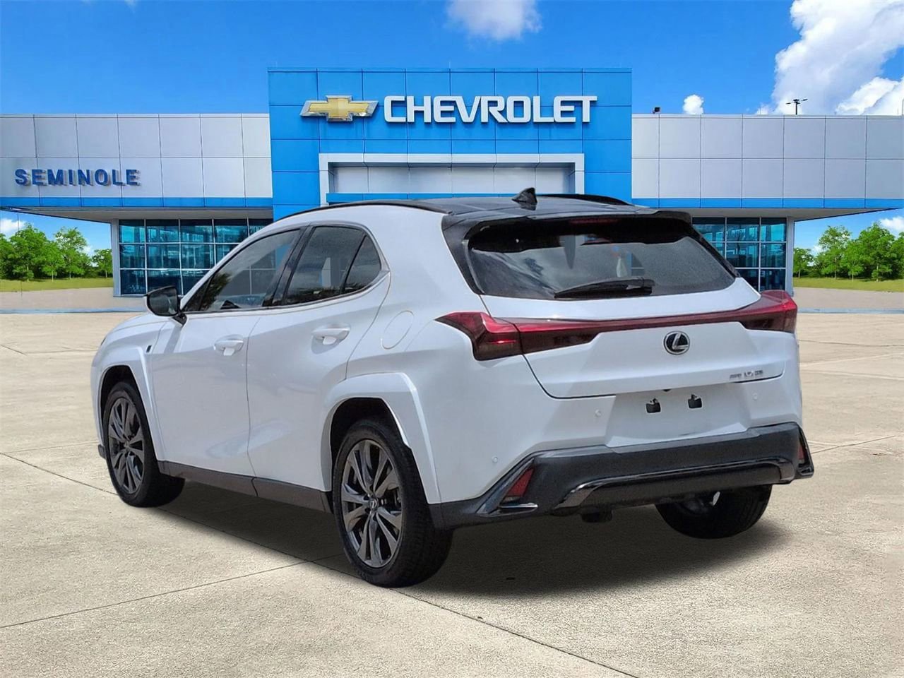 Used 2023 Lexus UX 250h F Sport AWD/4WD image 3