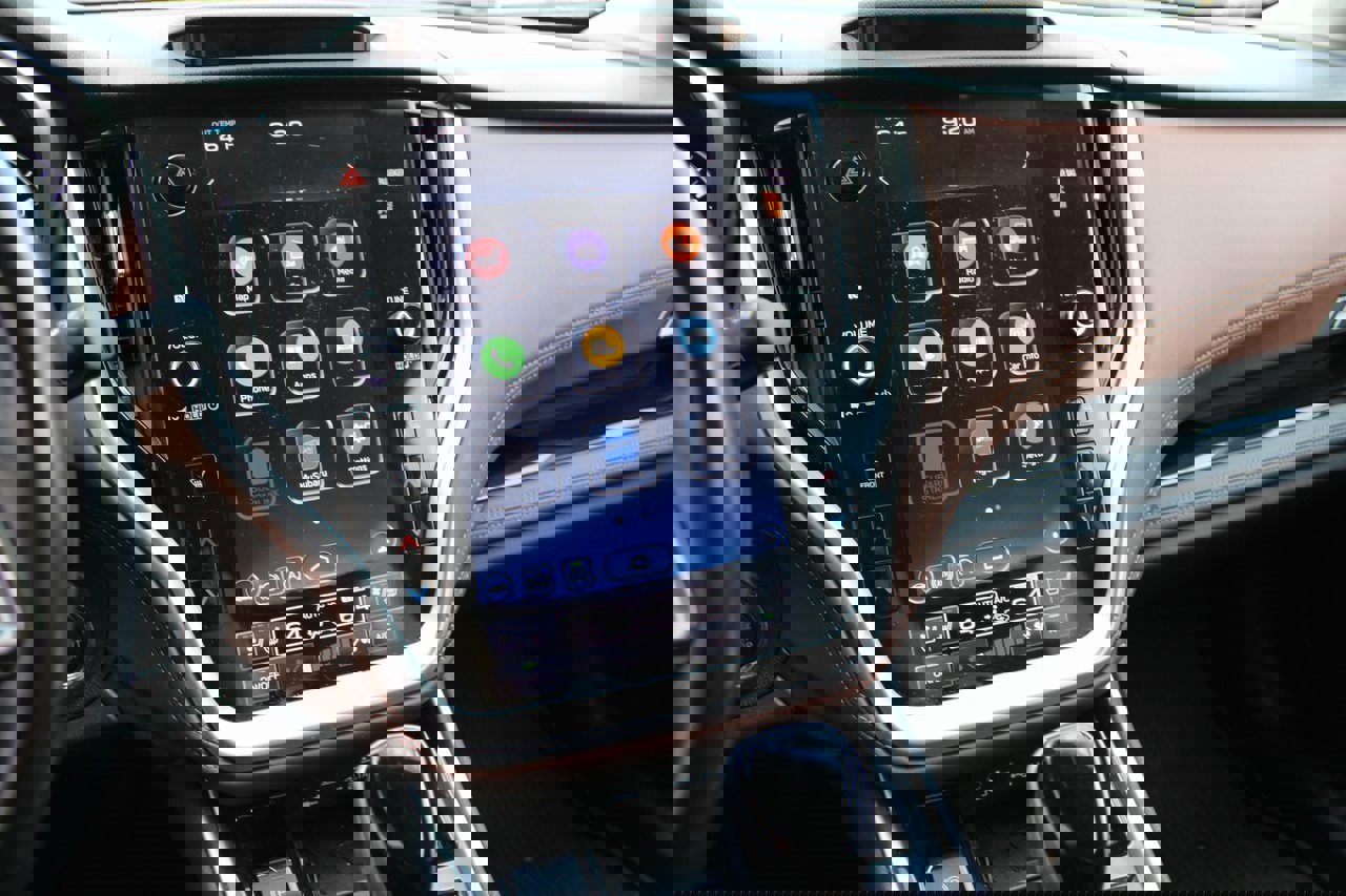 Used 2021 Subaru Outback Touring XT image 7