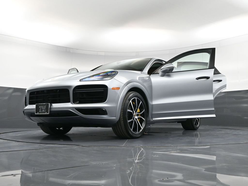 Certified 2023 Porsche Cayenne Turbo image 42