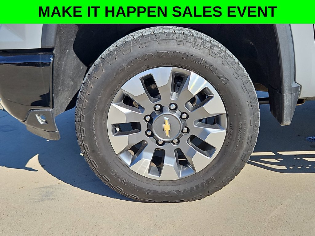 Used 2025 Chevrolet Silverado 2500 Custom w/ Custom Value Package AWD/4WD image 32