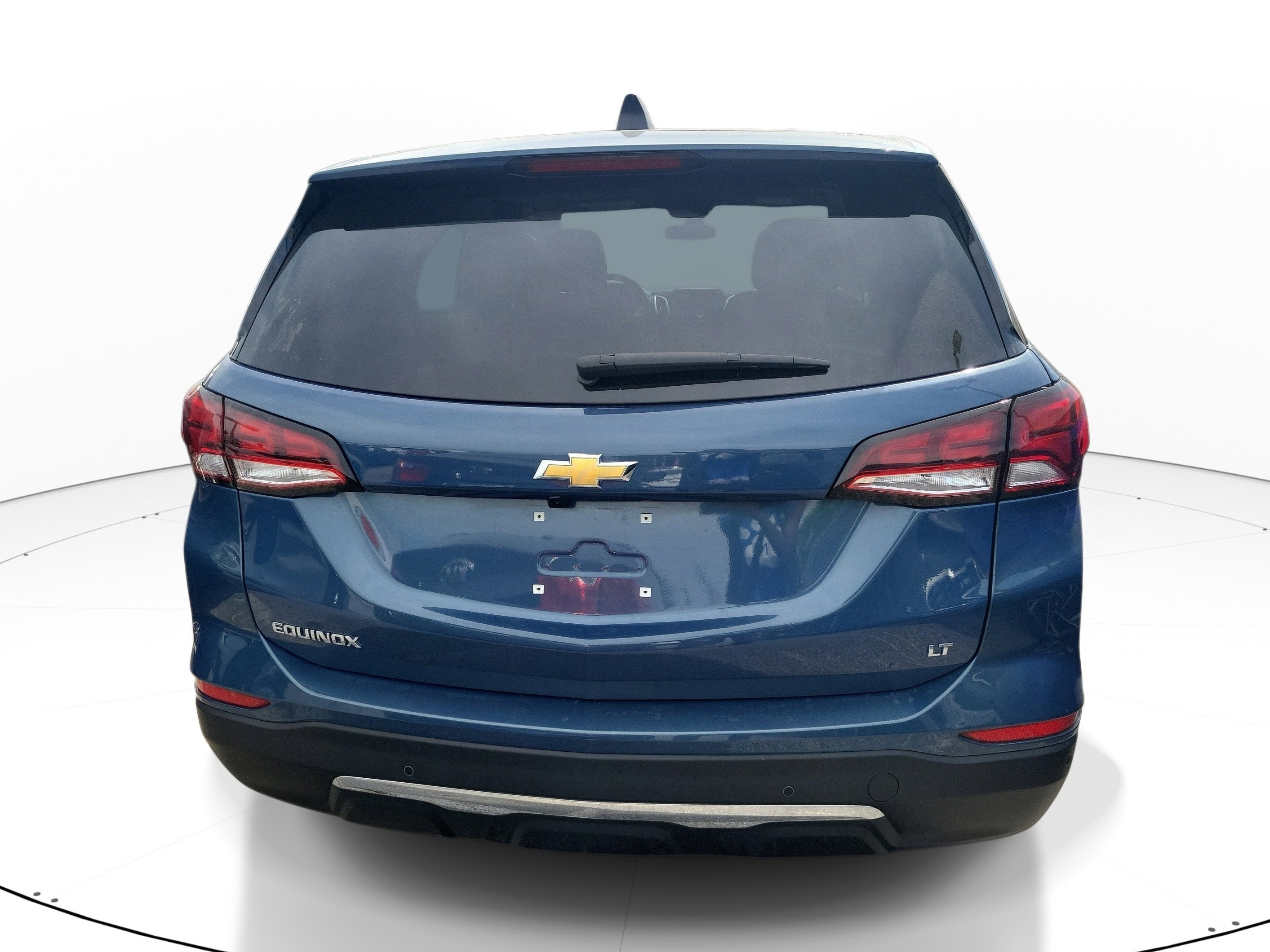 Used 2024 Chevrolet Equinox LT w/ LPO, Floor Liner Package FWD image 5