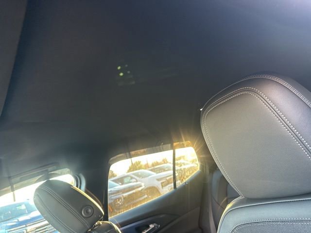 New 2026 Chevrolet Equinox EV LT image 15