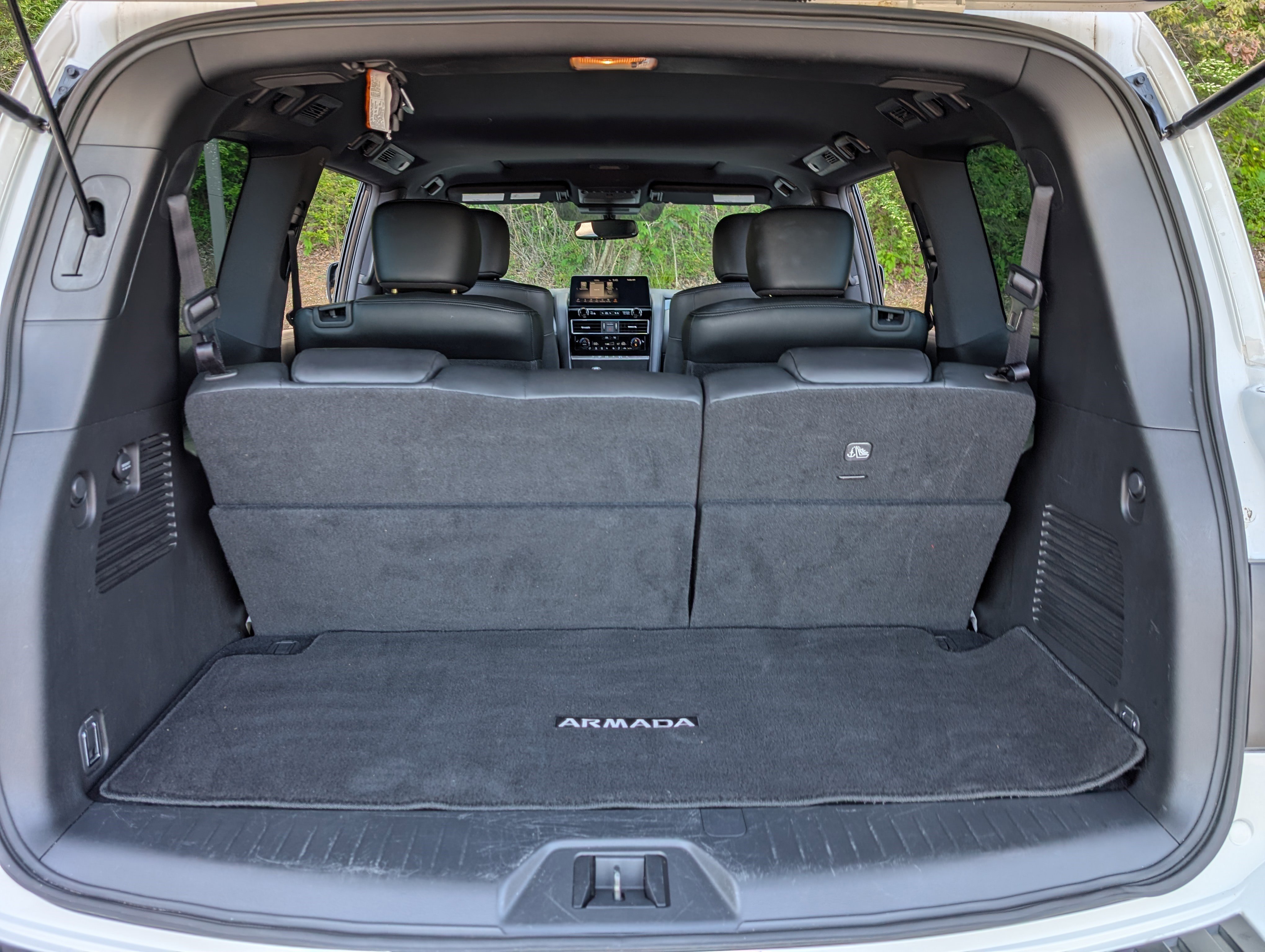 Used 2023 Nissan Armada SL w/ Midnight Edition Package image 20