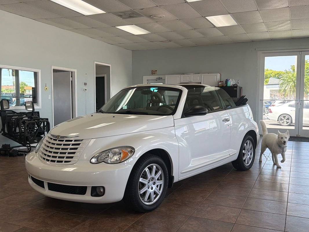 Used 2008 Chrysler PT Cruiser Convertible FWD image 35