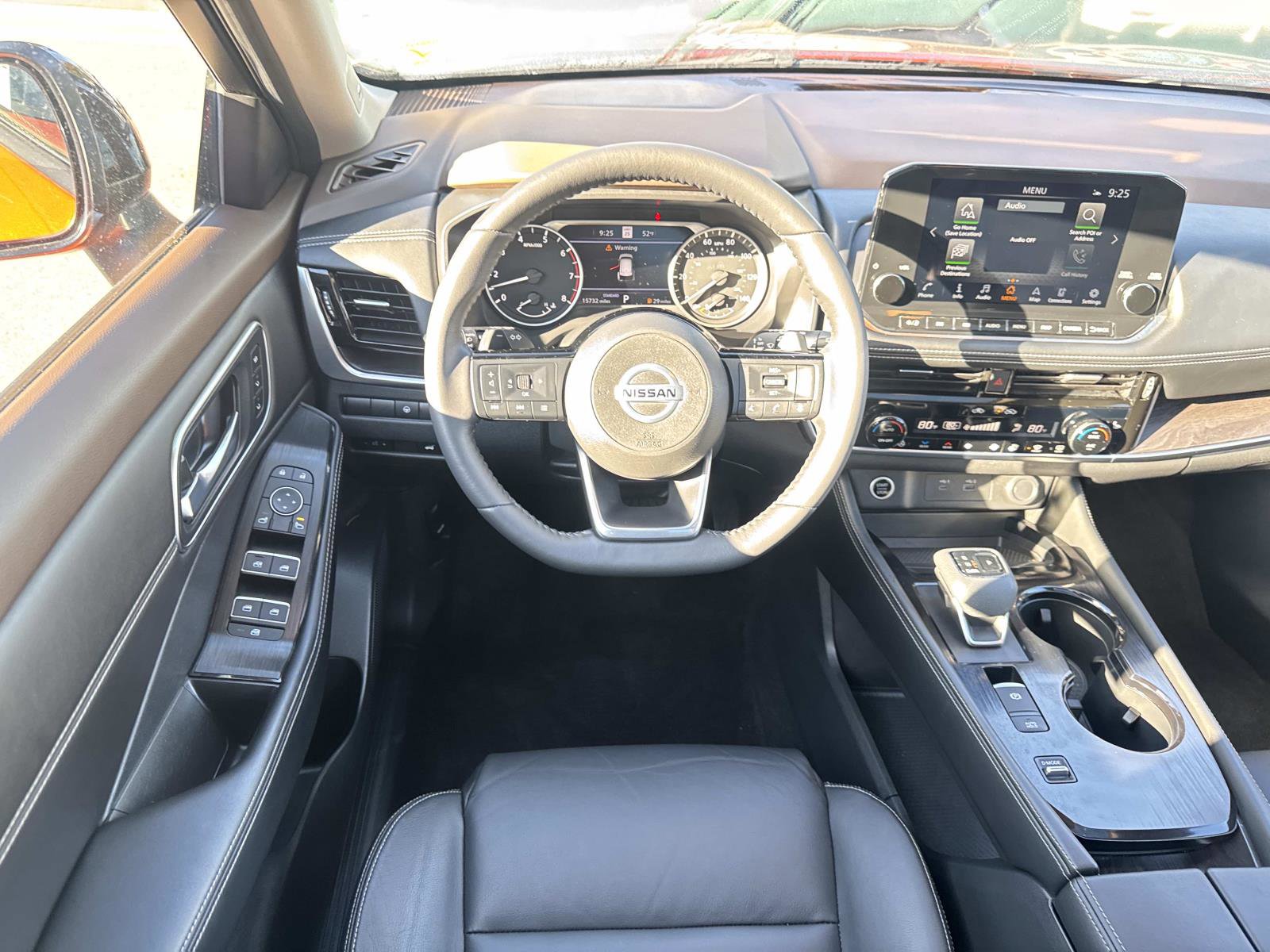 Used 2021 Nissan Rogue SL w/ Premium Package image 10