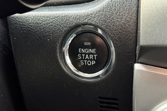 Used 2019 Toyota 4Runner Limited image 31