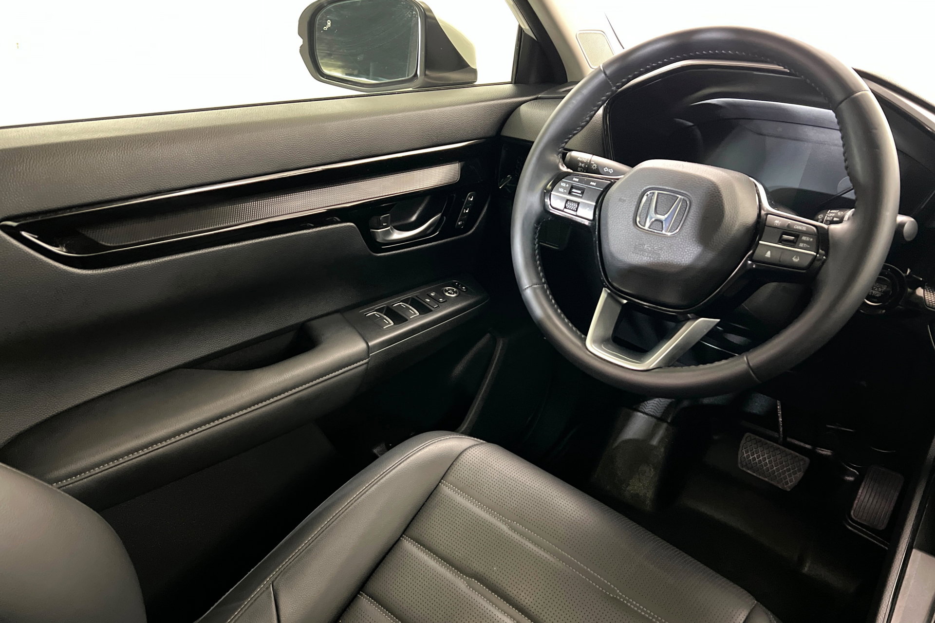 Used 2025 Honda CR-V EX-L image 12
