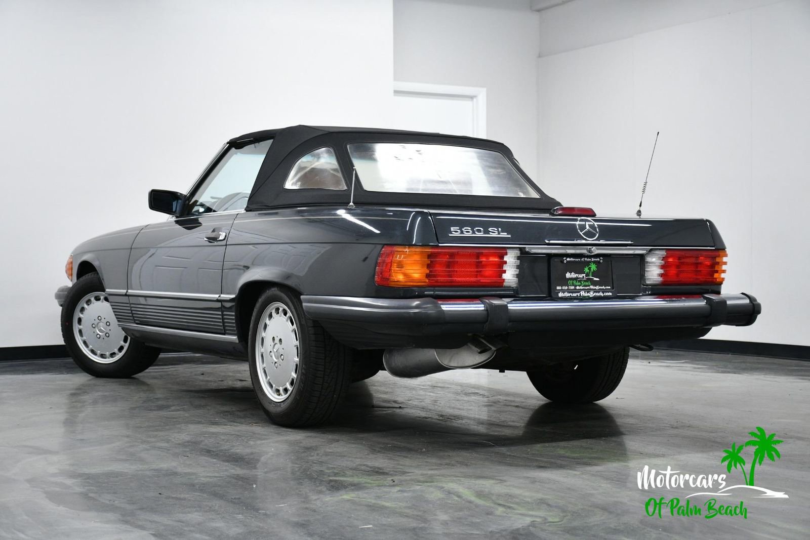 Used 1989 Mercedes-Benz 560 SL image 7