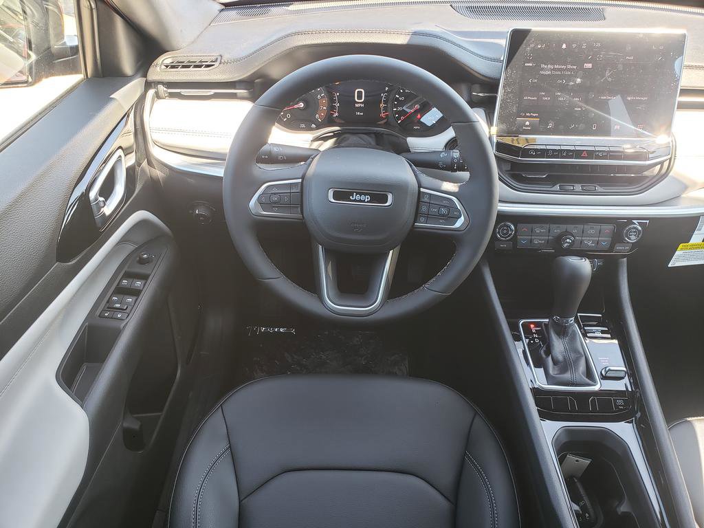 New 2026 Jeep Compass Limited AWD/4WD image 15