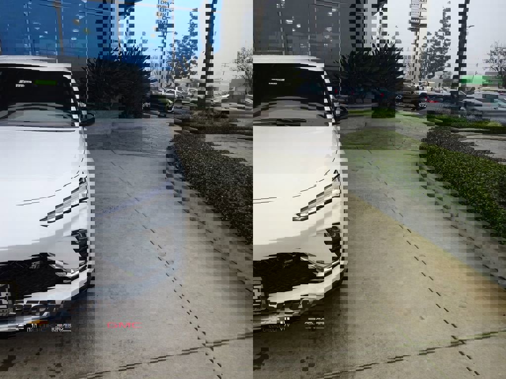 New 2026 Buick Envista Sport Touring w/ Convenience I Package FWD image 31