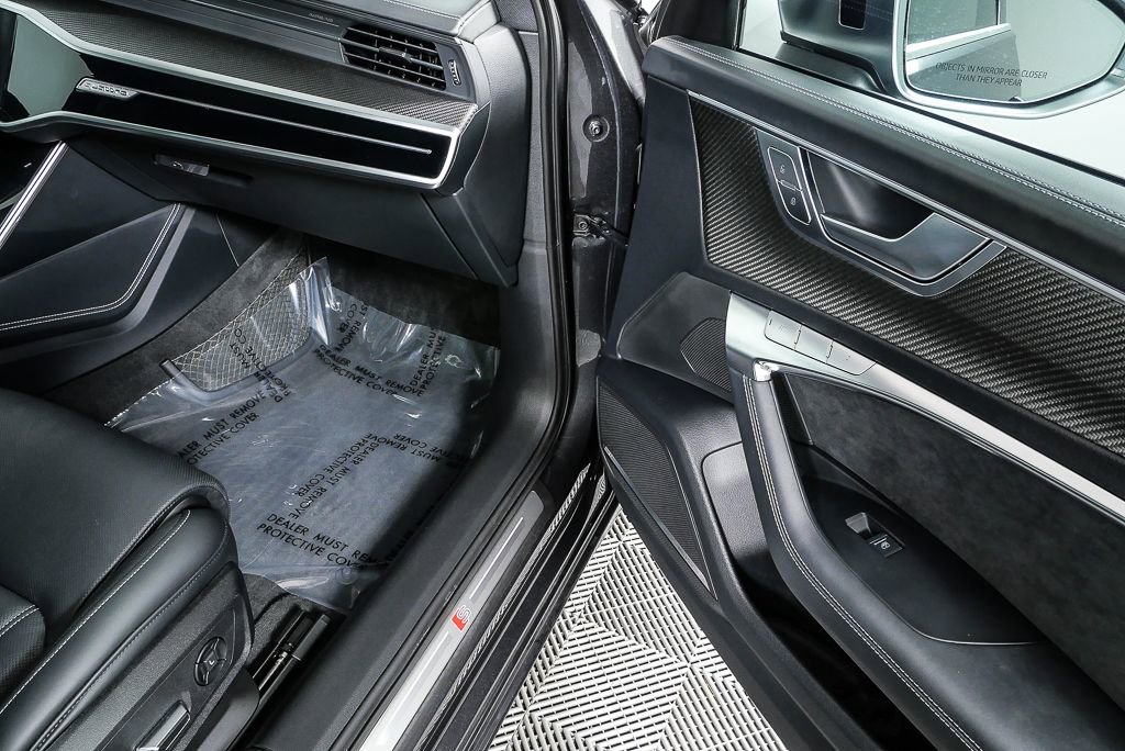 Used 2022 Audi S6 Prestige w/ Prestige Package image 26