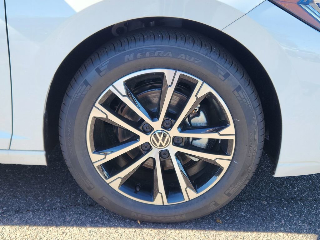 New 2025 Volkswagen Jetta Sport image 15