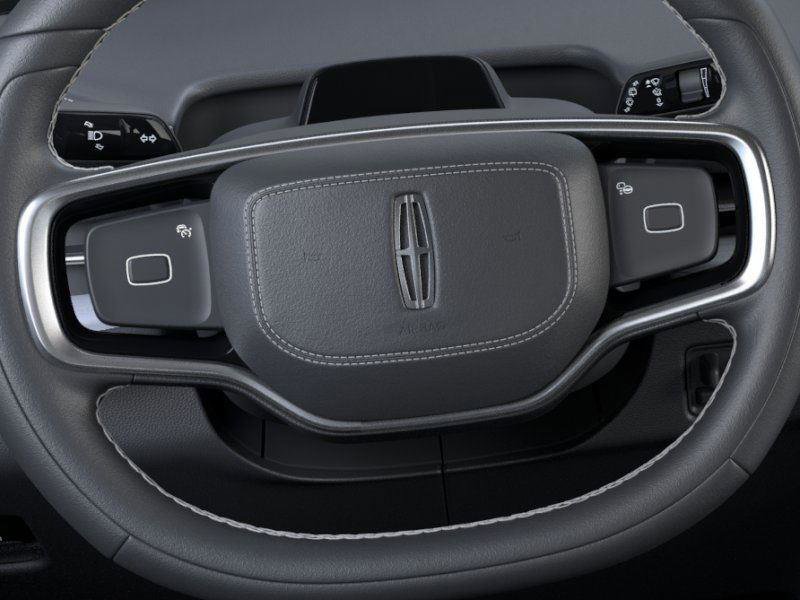 New 2025 Lincoln Navigator Reserve w/ Jet Appearance Package image 12