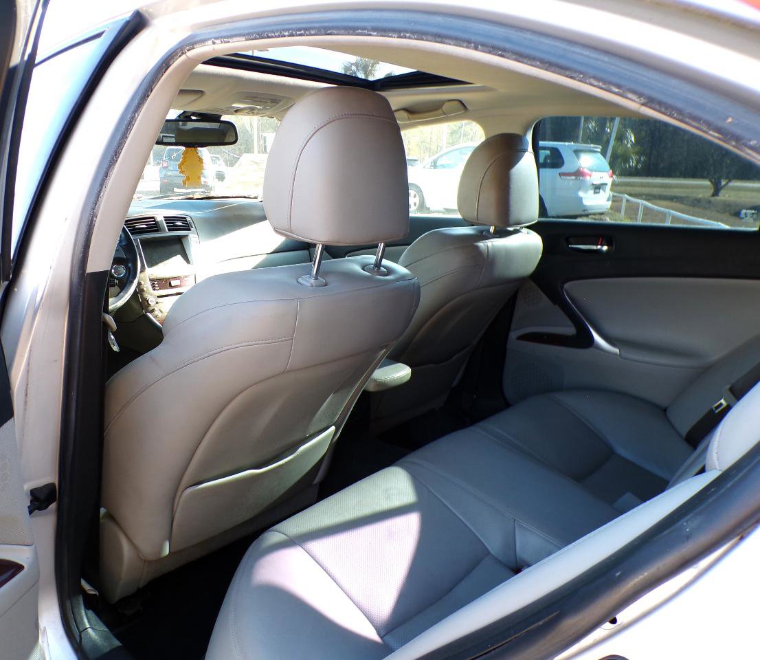 Used 2007 Lexus IS 350 RWD image 15