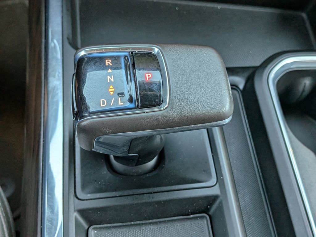 Used 2022 GMC Sierra 1500 SLT w/ SLT Premium Plus Package AWD/4WD image 26
