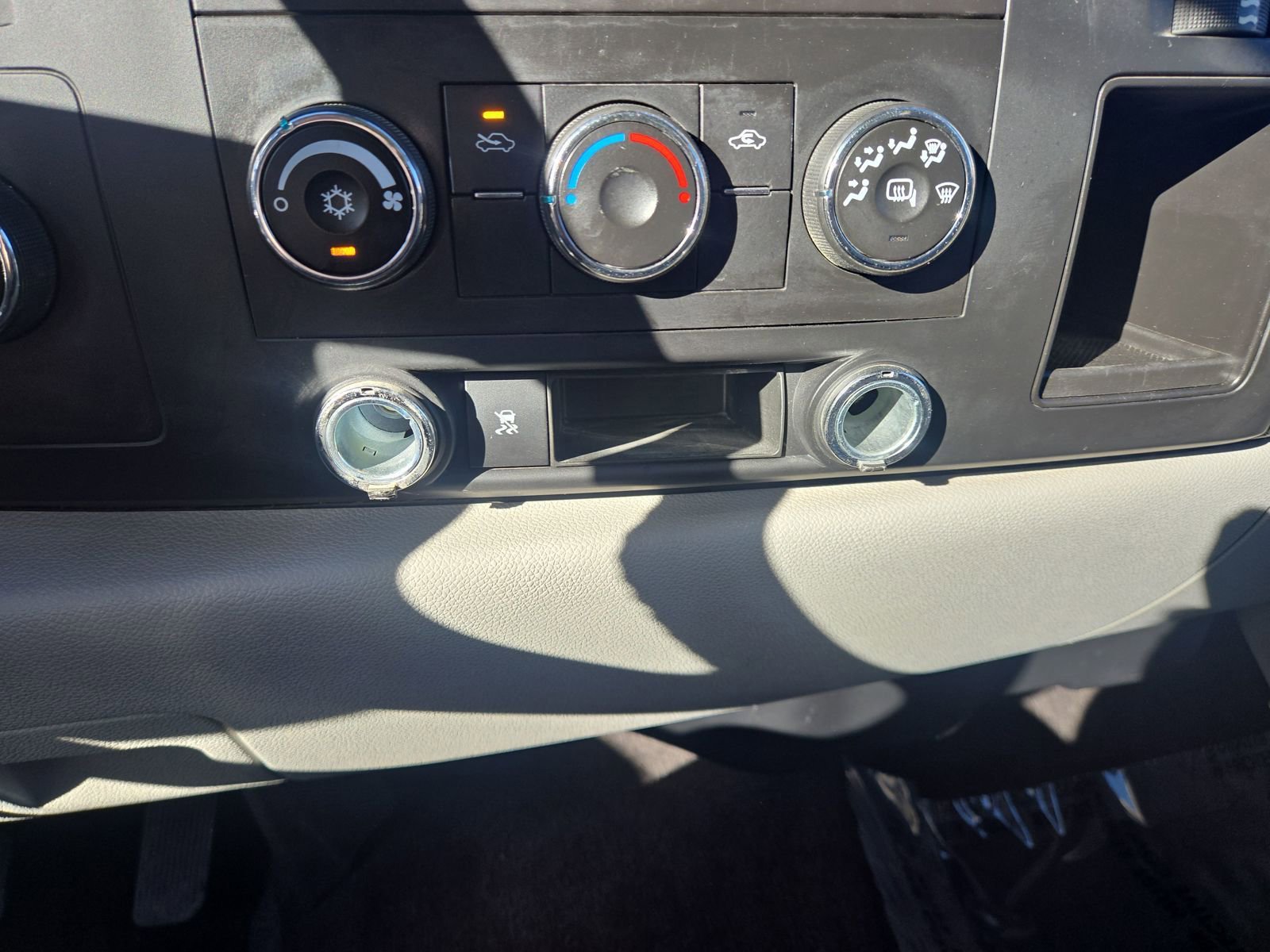 Used 2010 Chevrolet Silverado 1500 LT image 19