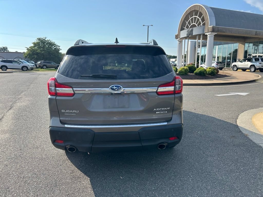 Used 2021 Subaru Ascent Limited w/ Technology Package AWD/4WD image 4
