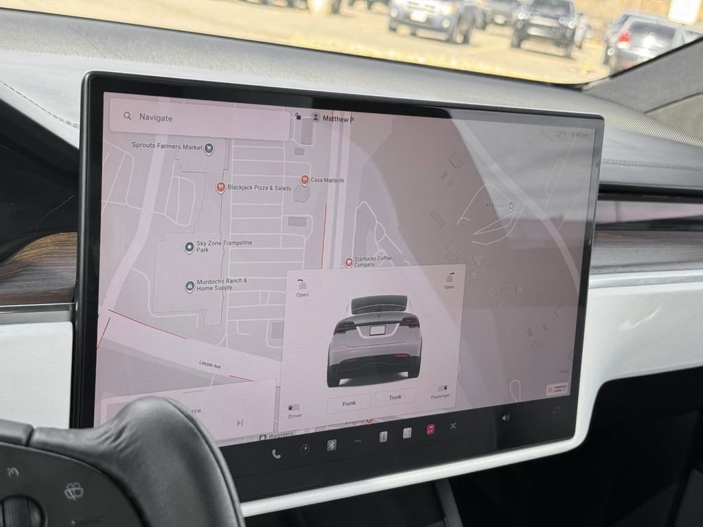 Used 2022 Tesla Model X image 22