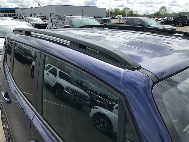 Used 2021 Jeep Renegade Limited AWD/4WD image 3