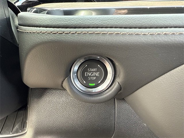 New 2025 Chevrolet Suburban High Country image 18