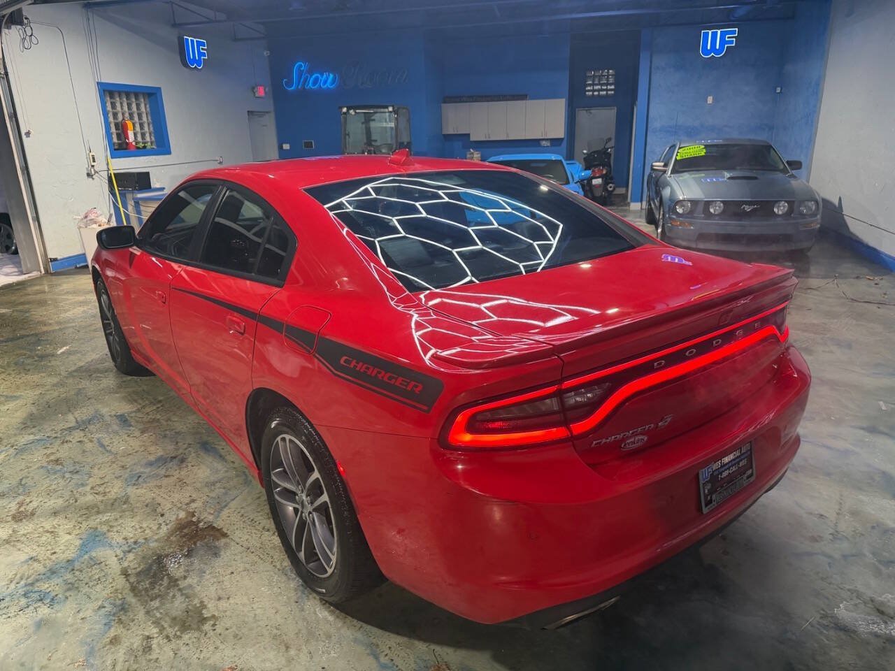 Used 2019 Dodge Charger SXT w/ Plus Group AWD/4WD image 11