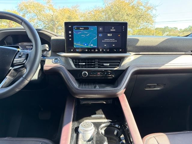 Used 2025 Ford Explorer Platinum w/ LUX Leather Package image 20