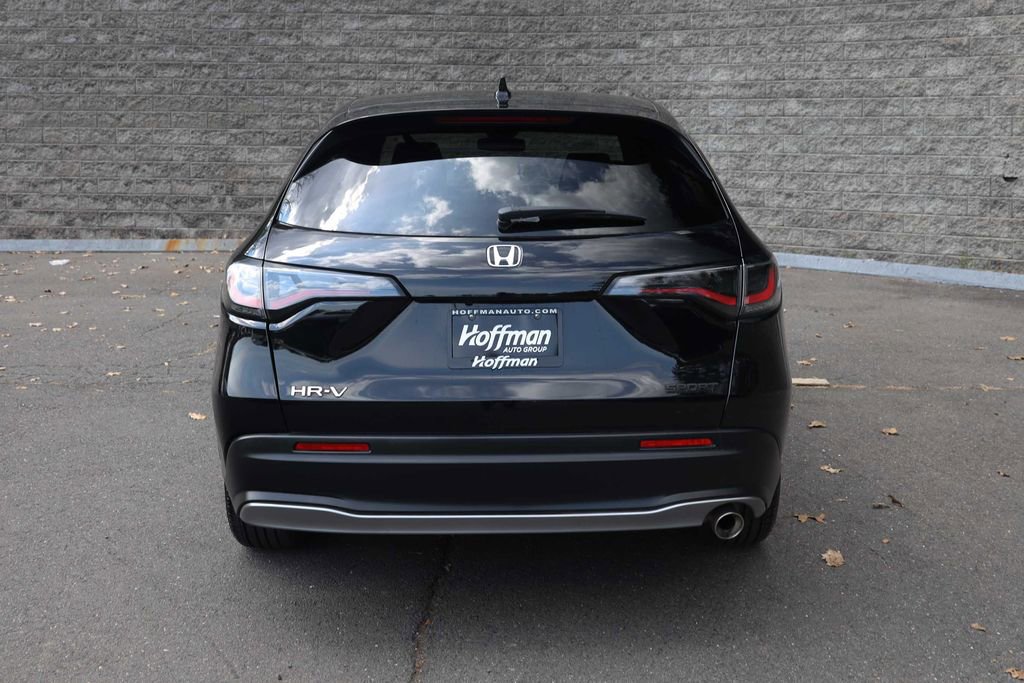 Used 2025 Honda HR-V Sport image 8