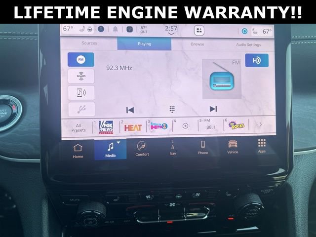 New 2025 Jeep Grand Cherokee L Limited w/ Luxury Tech Group II image 27