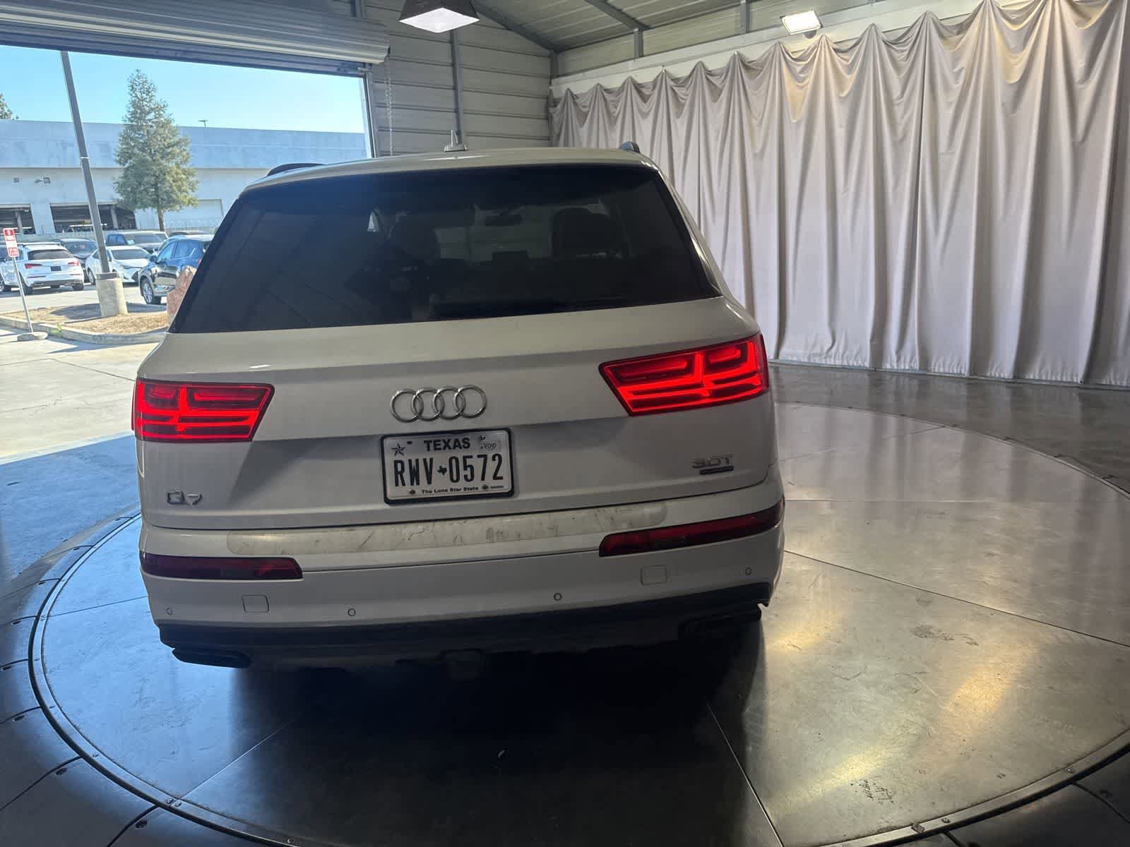 Used 2017 Audi Q7 3.0T Prestige w/ Prestige Package AWD/4WD image 6