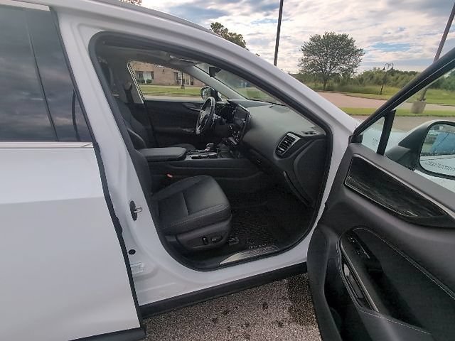Used 2026 Lexus NX 350 AWD w/ Accessory Package (2T) image 3