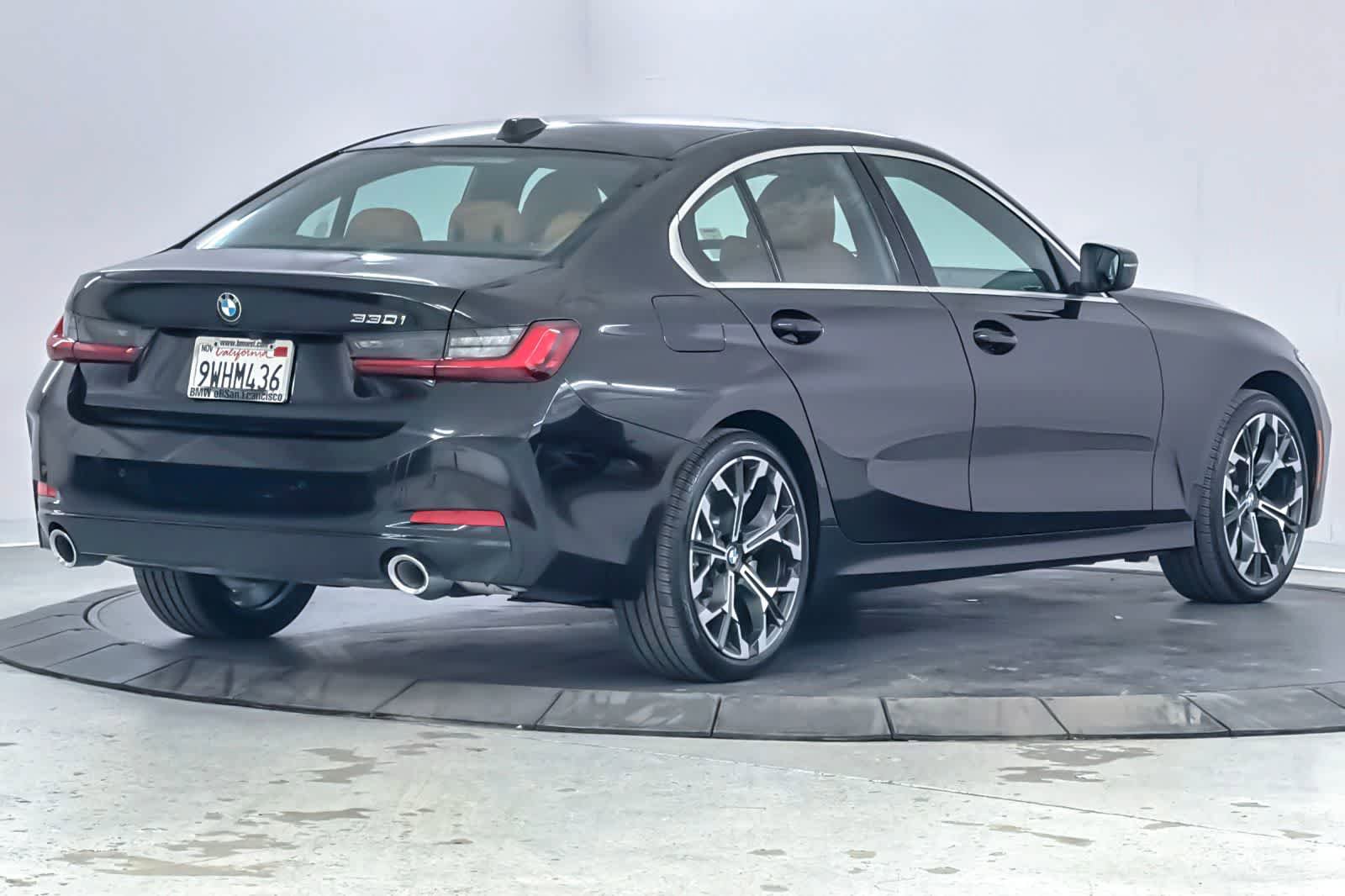 Used 2026 BMW 330i Sedan w/ Convenience Package RWD image 2