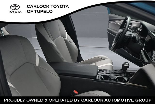 Used 2025 Toyota Camry SE w/ Convenience Package FWD image 42