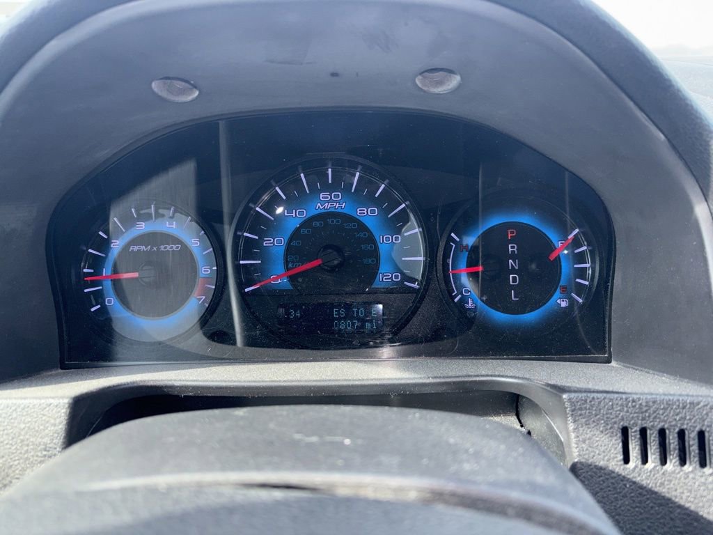 Used 2011 Ford Fusion SE w/ 202A Rapid Spec Order Code image 2