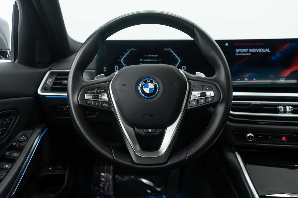 Used 2024 BMW 330e xDrive image 14