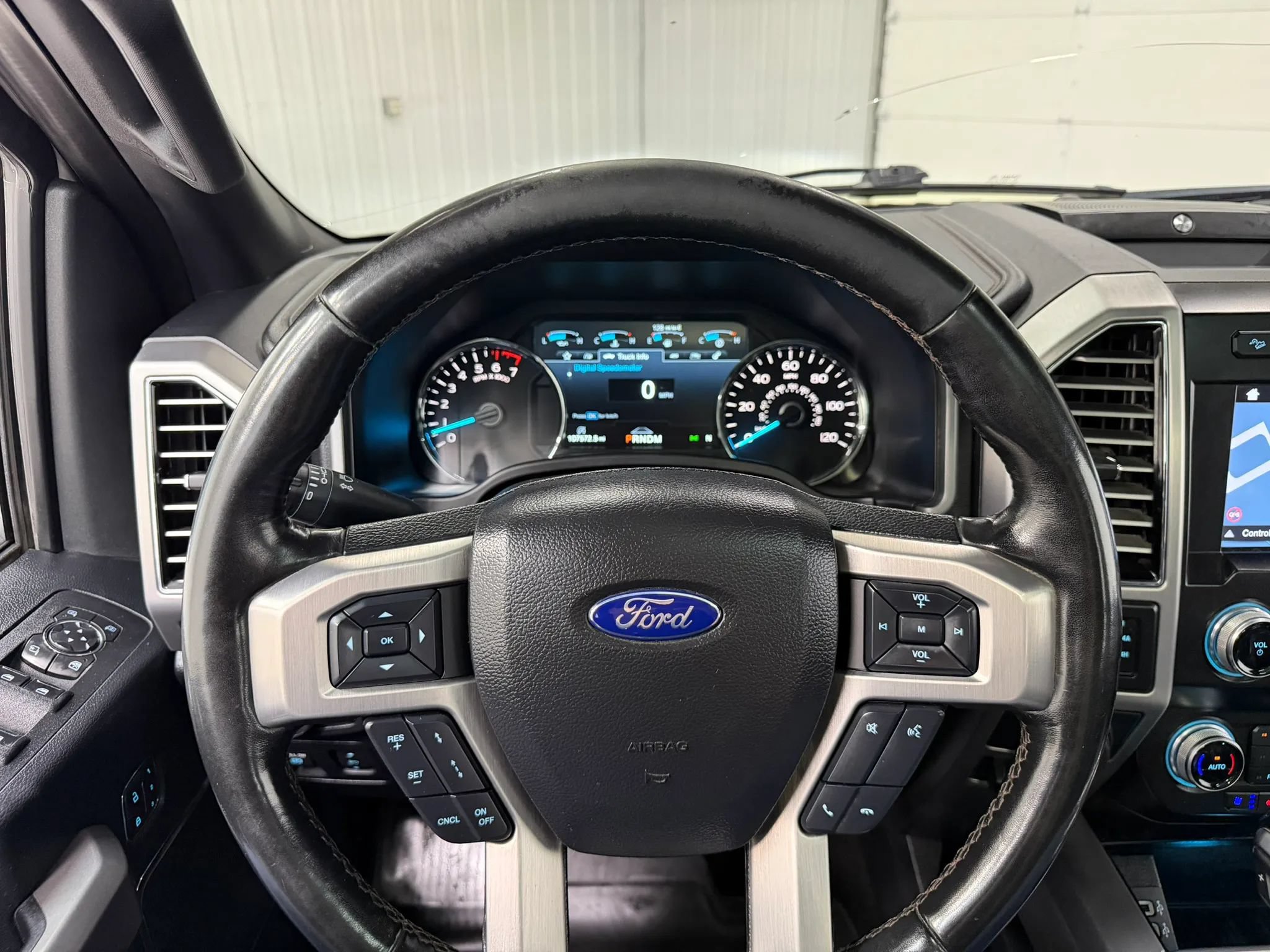 Used 2019 Ford F150 Platinum w/ Equipment Group 701A Luxury AWD/4WD image 20