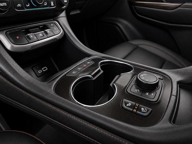 Used 2023 GMC Acadia AT4 w/ GMC Pro Grade Package AWD/4WD image 19