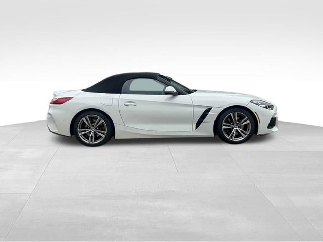 Certified 2025 BMW Z4 sDrive30i RWD image 14
